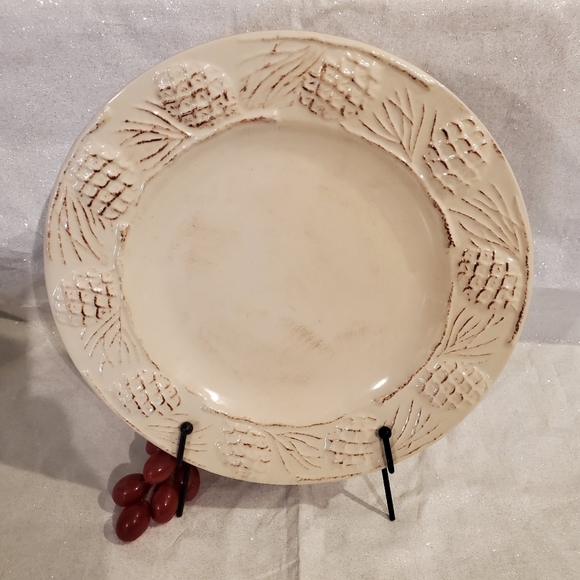 𝅺home - Dinner Plate Holiday Pine Cone Cream - Replacement - Picture 1 of 2